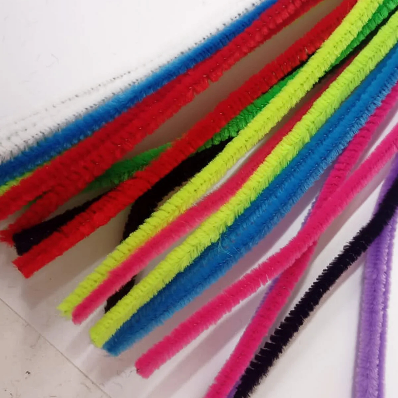 Renkli Şönil Tüylü Tel 6 Farklı Renk