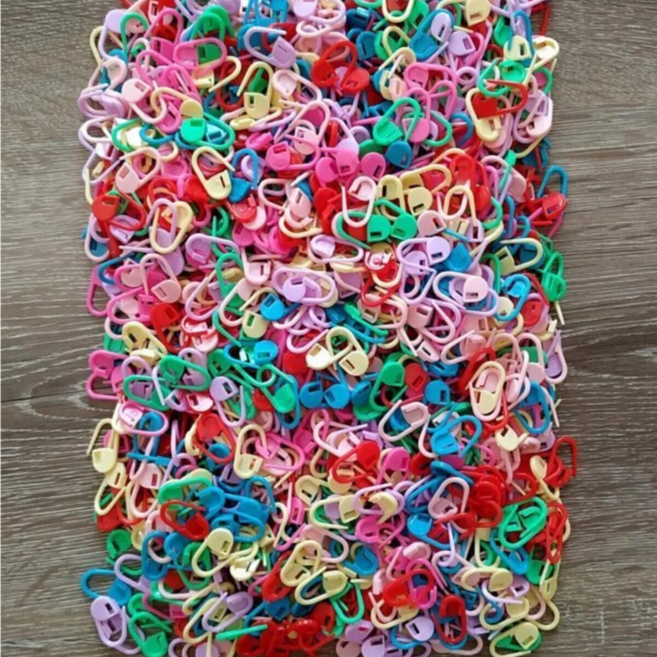 Plastik Örgü Ayracı İlmek Sabitleyici Yer Tutucu Çengelli İğne 100 Adet